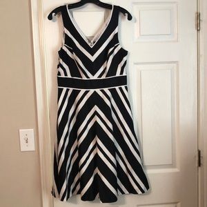 White House Black Market striped dress. Sz 8